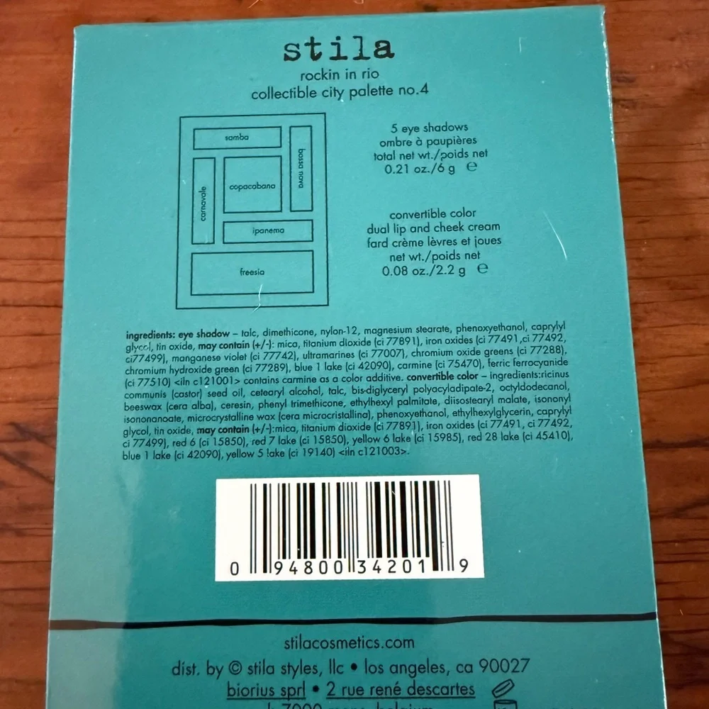 Stila Rockin in Rio Vibrant Palette, New, Makeup